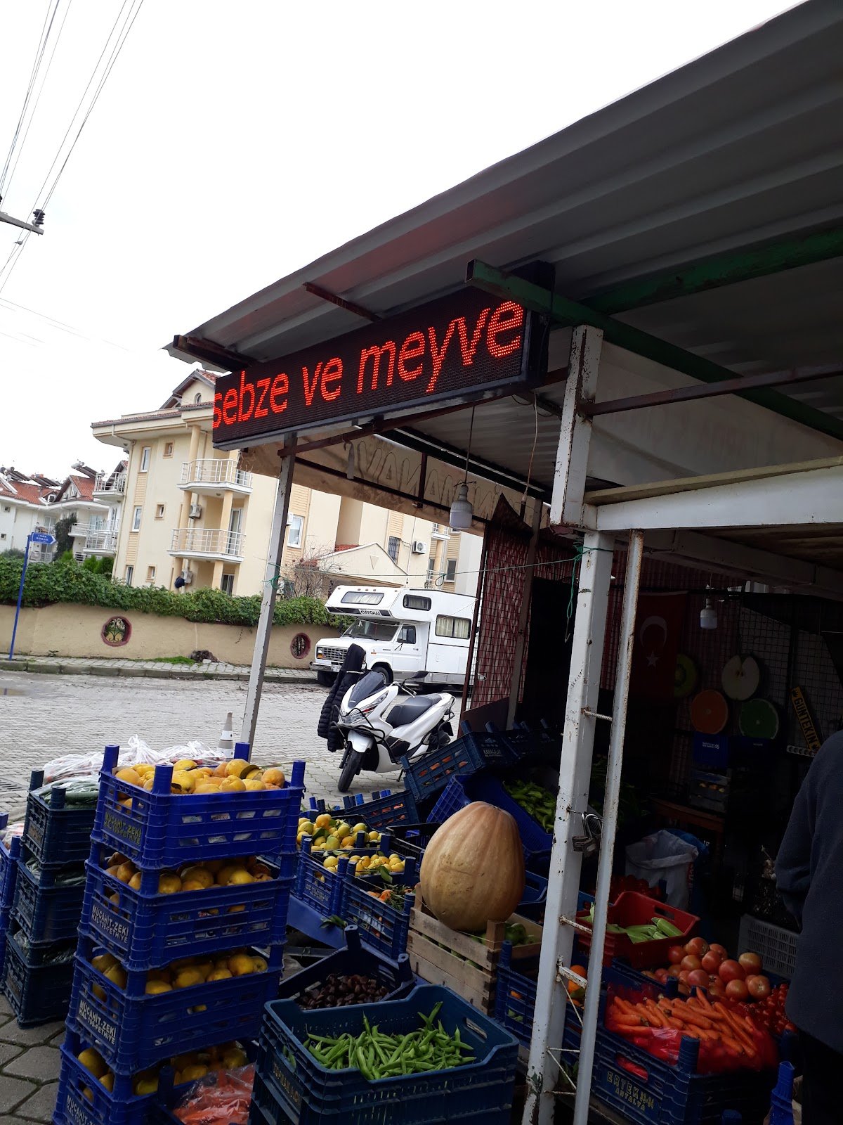 Ötgün Manav Green Grocer Service