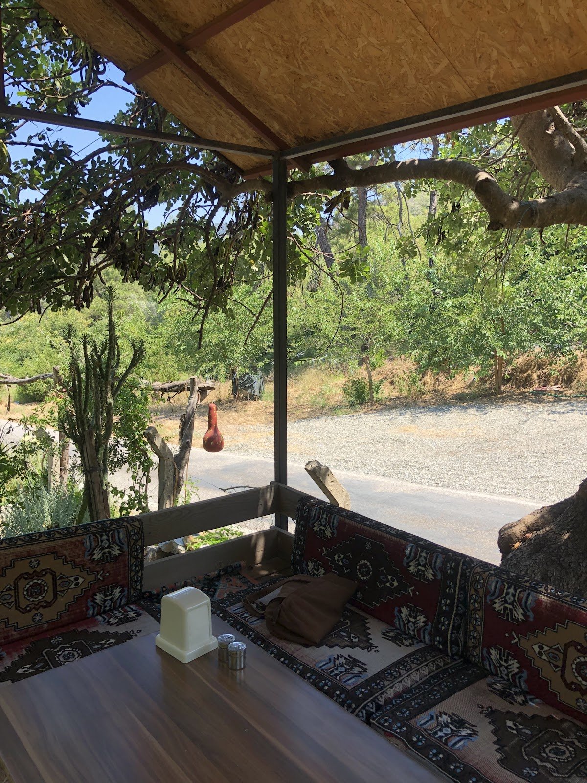 Yörem gözleme ve kahvaltı bahçesi