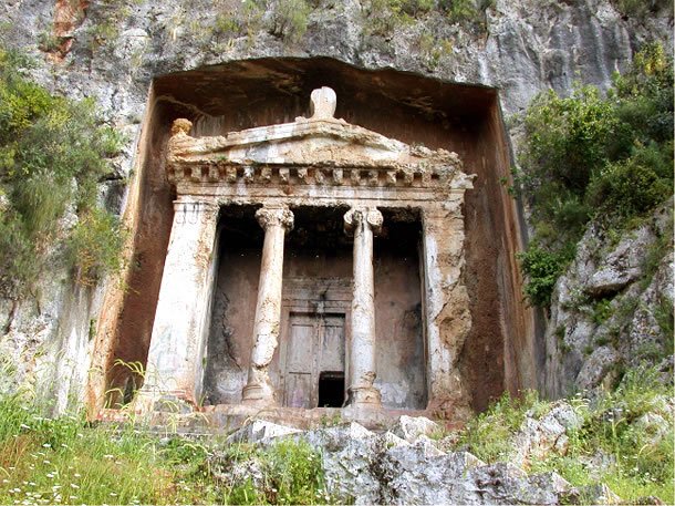 Likya Kaya Mezarları (Amyntas Kral Mezarı)