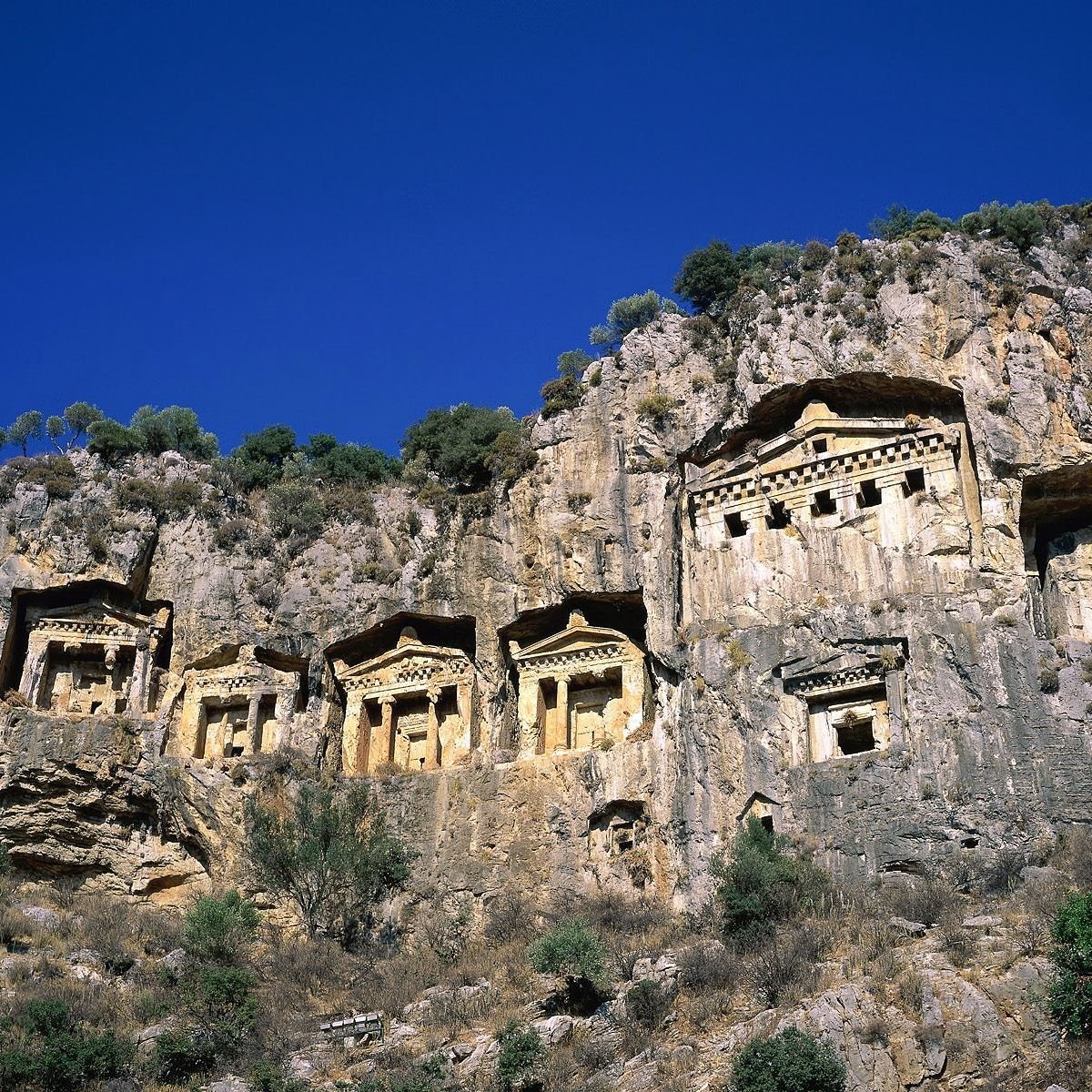 Dalyan Kral Kaya Mezarları