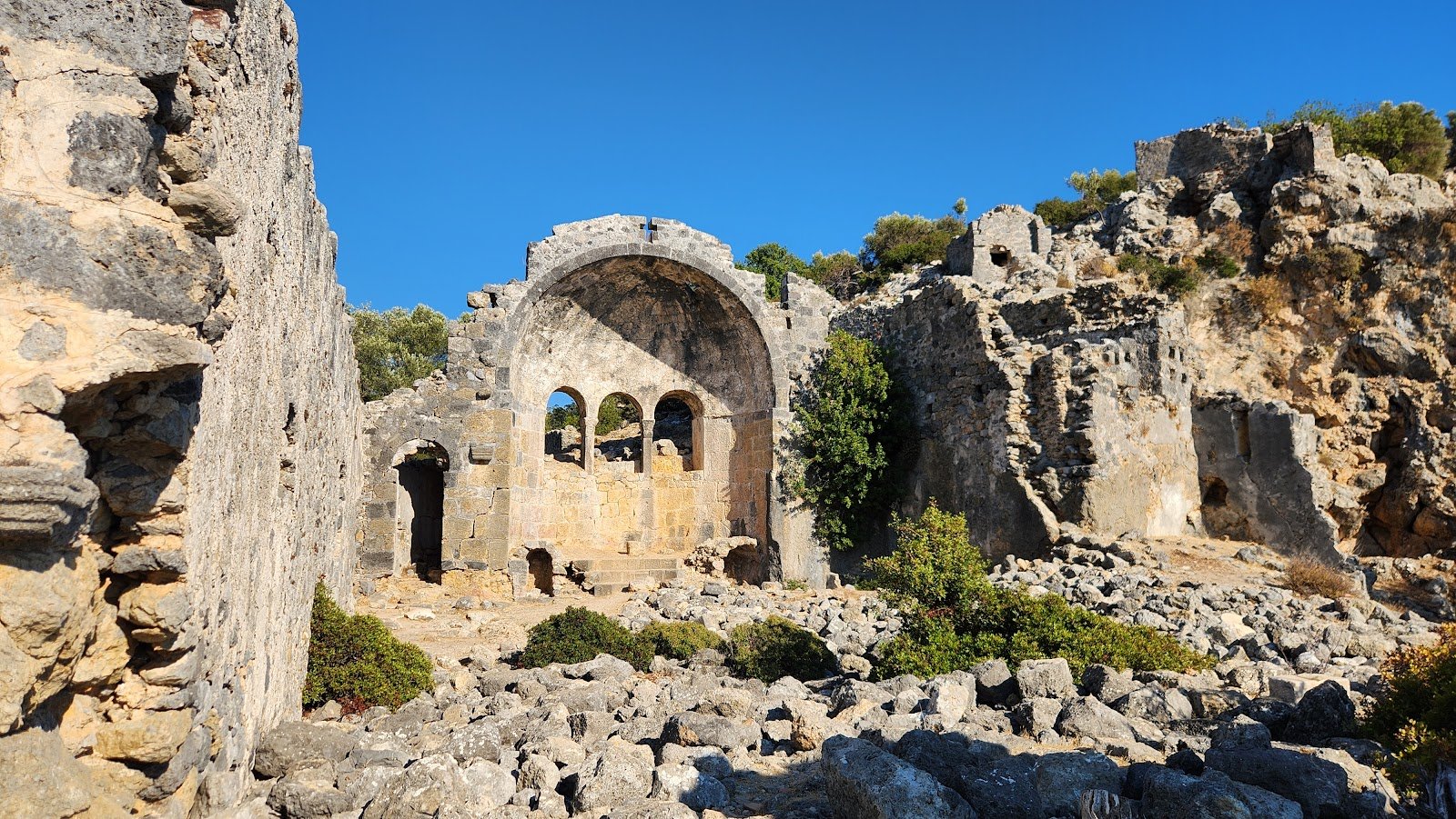 Gemiler Adası (Aya Nikola)